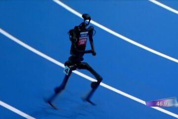 Robot athlete completes 400 meters in just 83 seconds Robot athlete completes 400 meters in just 83 seconds